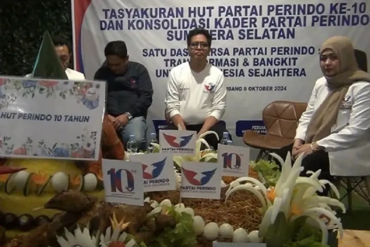Perayaan HUT ke-10 Partai...