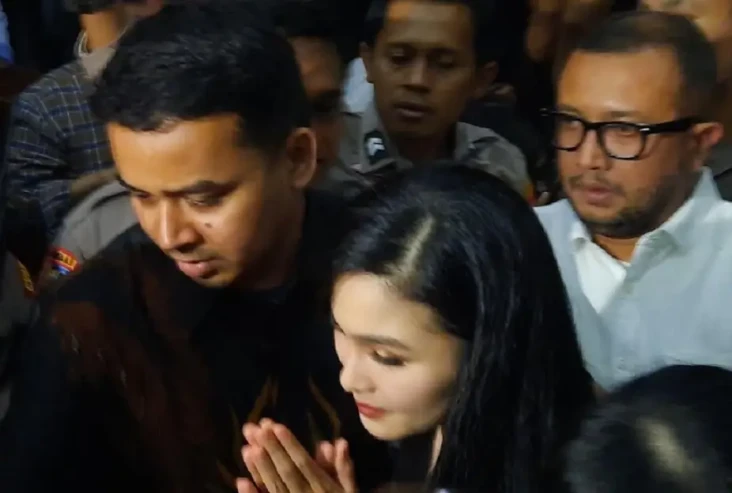 Sandra Dewi Ditanya...
