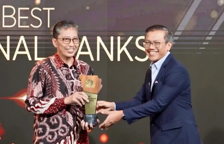 Bank Jatim Sabet Penghargaan...