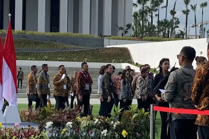 Angela Tanoesoedibjo...