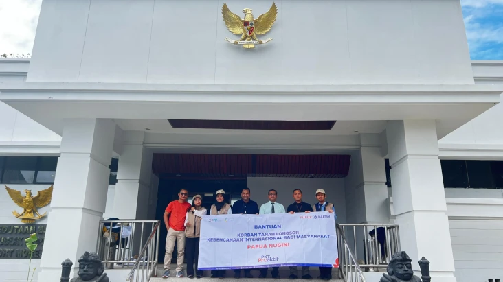 Pupuk Kaltim Salurkan...