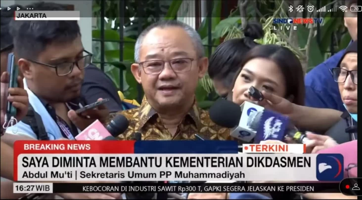 Abdul Muti Menteri Pendidikan...