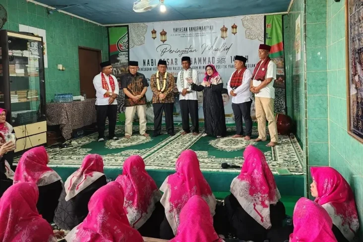 Ustaz dan Ustazah Se-Jakarta...