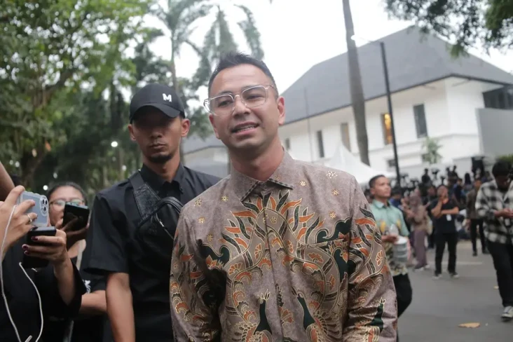 5 Potret Raffi Ahmad...