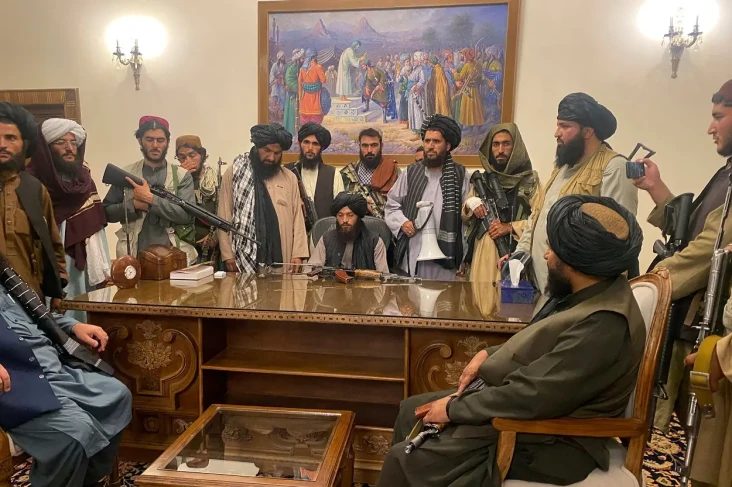 Taliban Melarang Gambar...