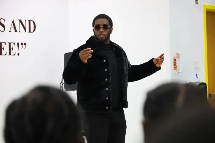P Diddy Perkosa Wanita...