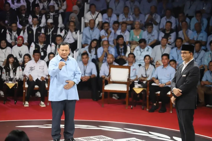 Prabowo Ultah ke-73,...