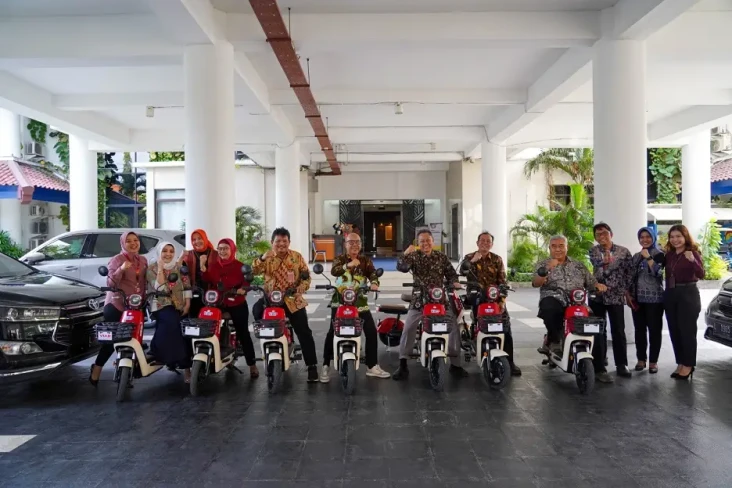 Dukung Zero Carbon Emissions,...