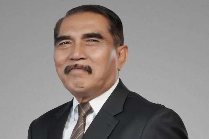 Profil Iwan Hari Sugiarto,...