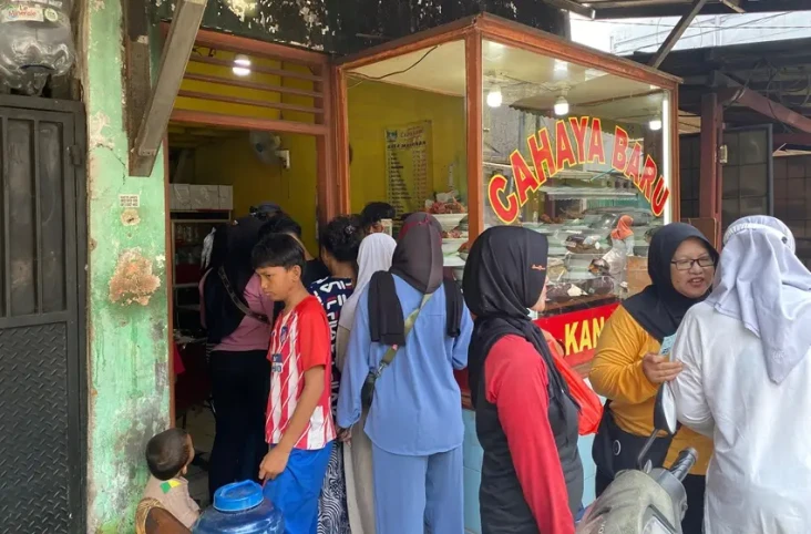 Jumat Berkah, Relawan...