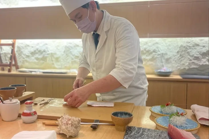 Begini Cara Makan Omakase,...