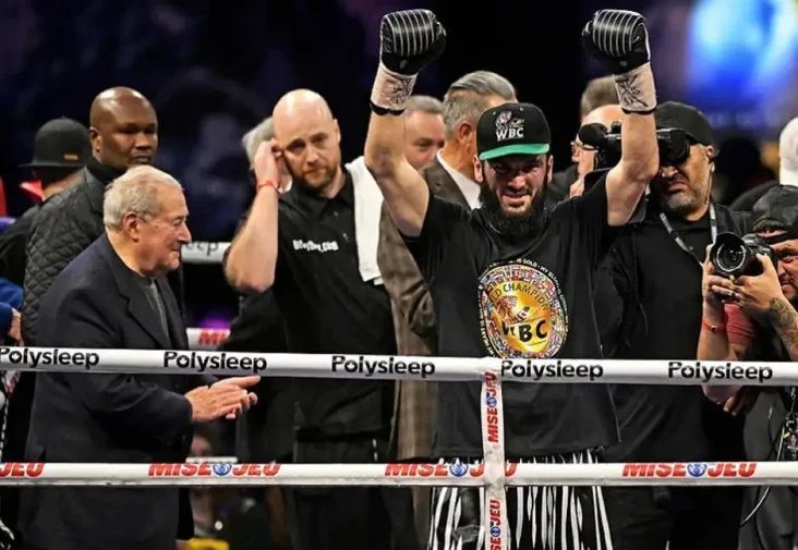 Bob Arum Kecam IBF Penyabotase...