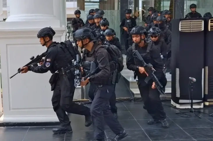 Simulasi Pengamanan...