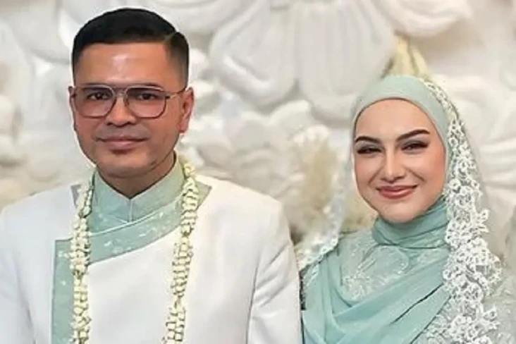 Kisah Cinta Irish Bella...