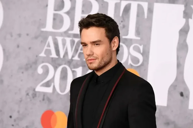 Liam Payne Pesta dengan...
