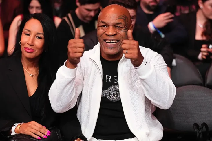 Aura Mike Tyson dan...