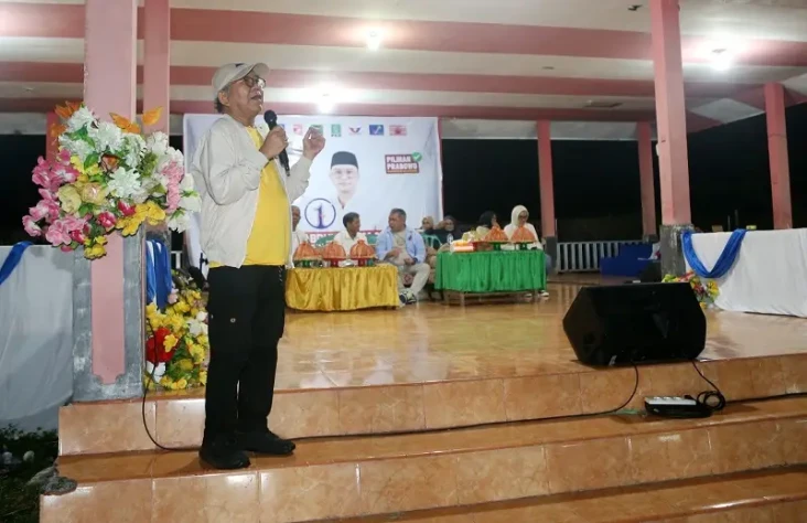 Politisi Partai Golkar...