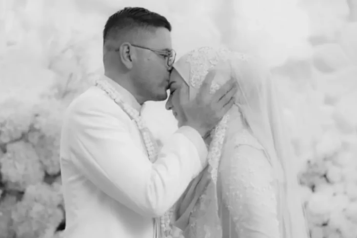 Irish Bella Nikah Lagi,...