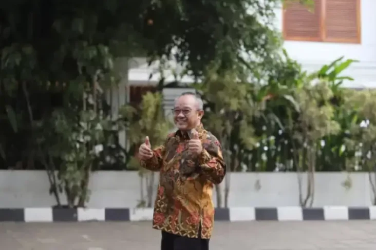 Prabowo Angkat Abdul...