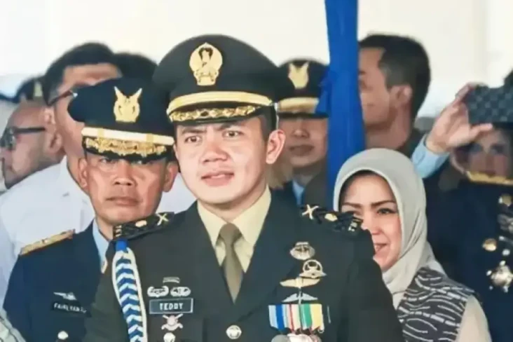 Pendidikan dan Jejak...