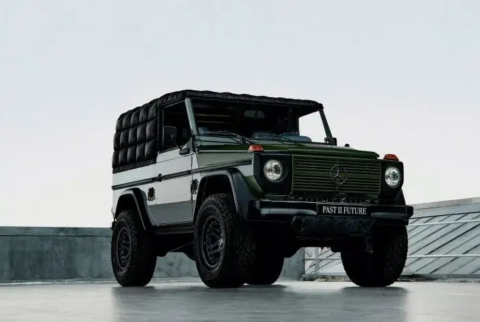 Mercedes-Benz Past II...