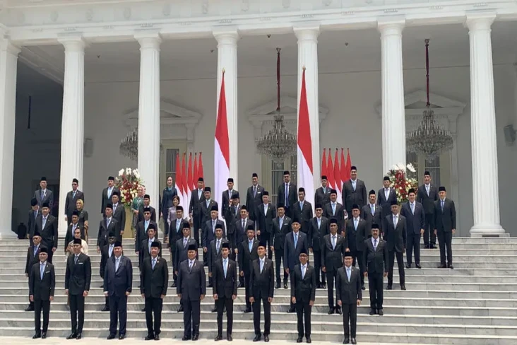 Daftar 18 Menteri Kabinet...