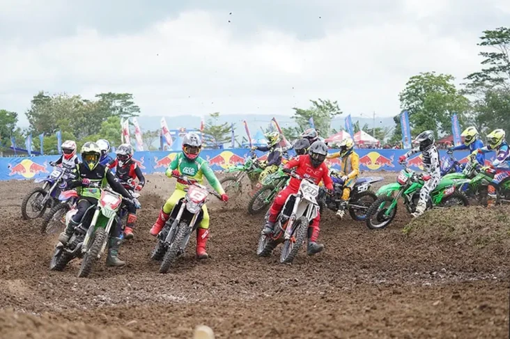 Perebutan Juara Umum...