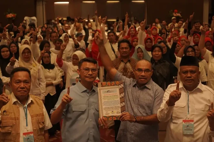 Hadiri Deklarasi Relawan...