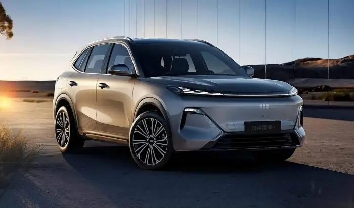 Geely Galaxy Starship...