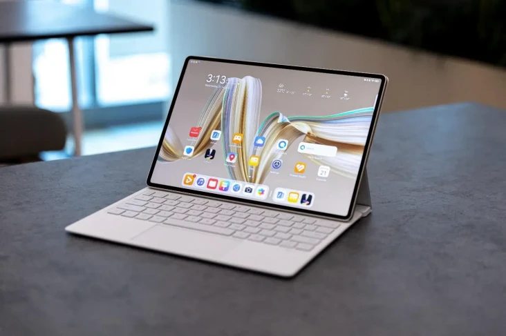 Segera Hadir, HUAWEI...