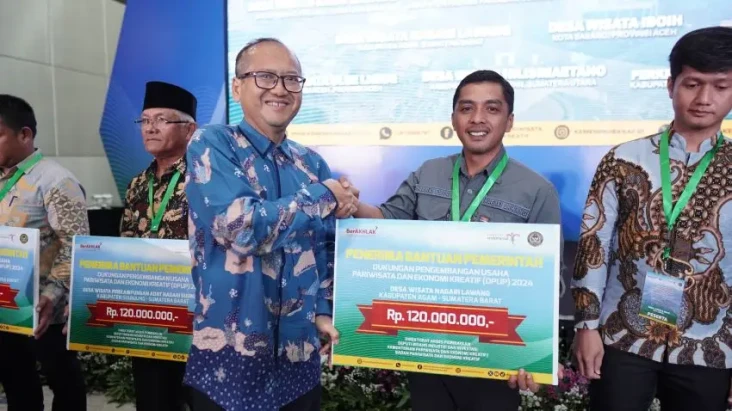Usaha Parekraf di 24...