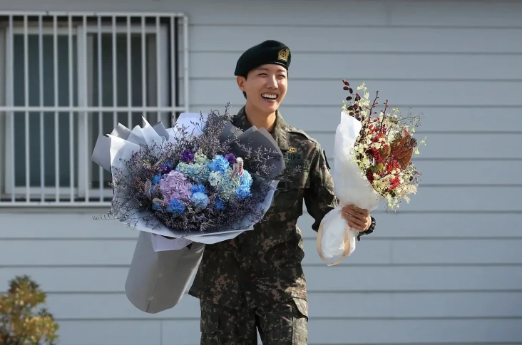 50 Idol K-Pop Terpopuler...