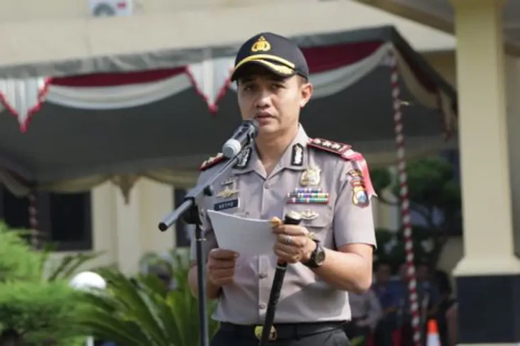 Profil Kombes Setyo...