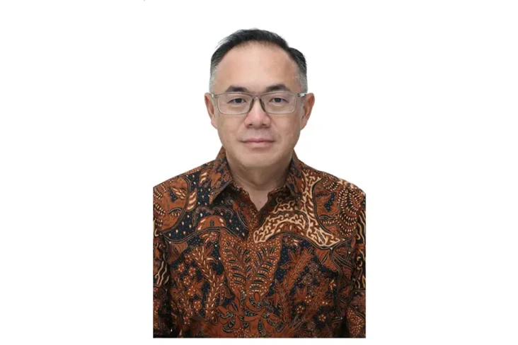 Menjadikan Bahasa Indonesia...