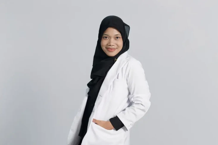 Cerita Uti, Angkatan...