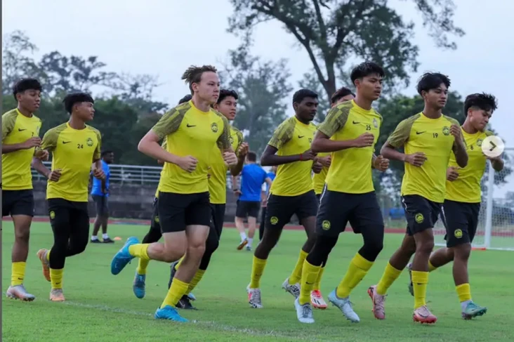 Timnas Indonesia Lolos...