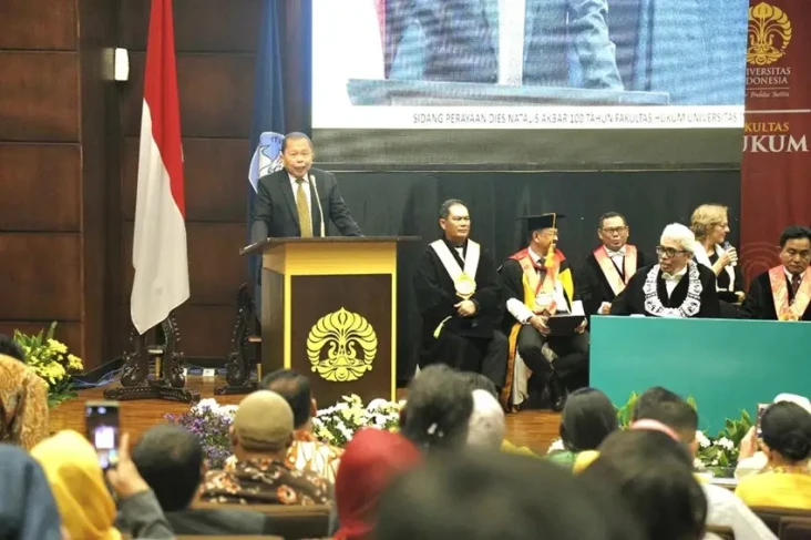 Merayakan Seabad Kontribusi...