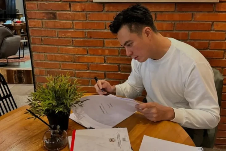 Baim Wong Ingin Cerai...