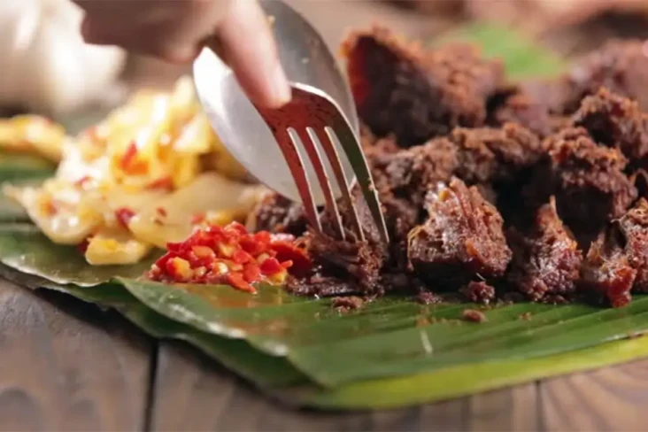 10 Makanan Indonesia...