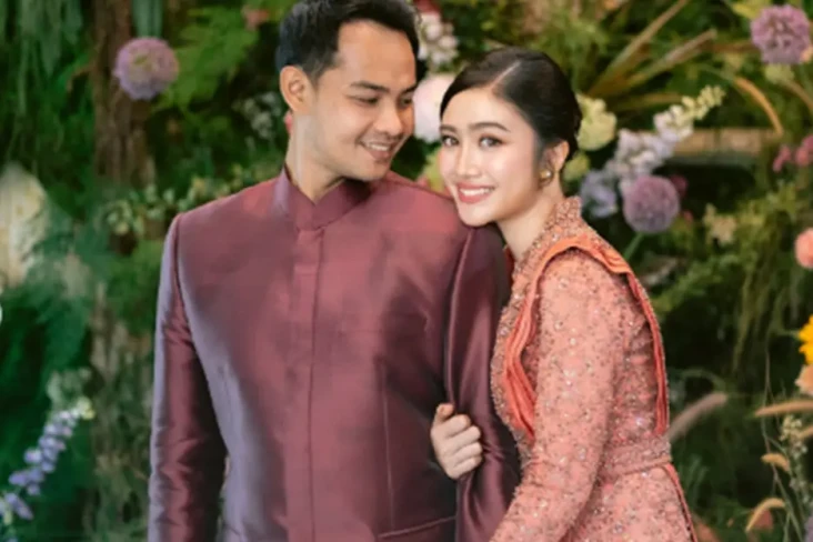Febby Rastanty Resmi...