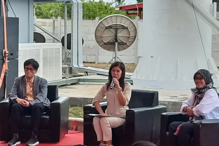 Menkomdigi Meutya Hafid...