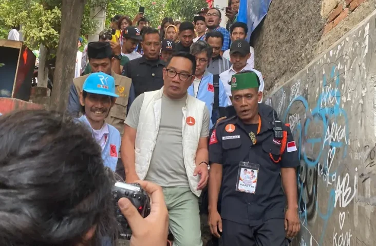 Jurus Ridwan Kamil Tekan...