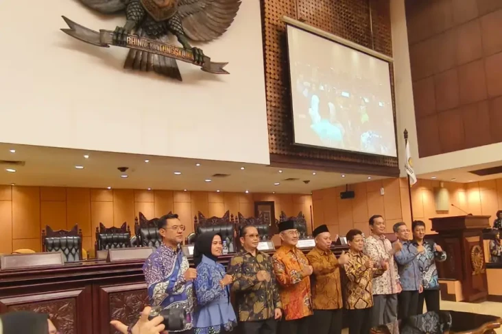 Siap Bangun Negeri,...