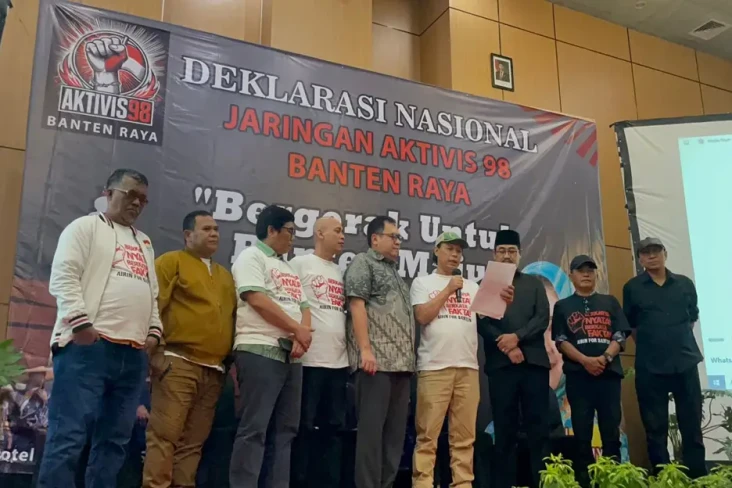 Dukung Airin-Ade, Jaringan...