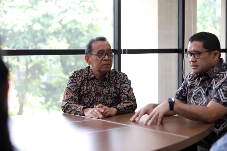 Pratikno Ingatkan Penerima...
