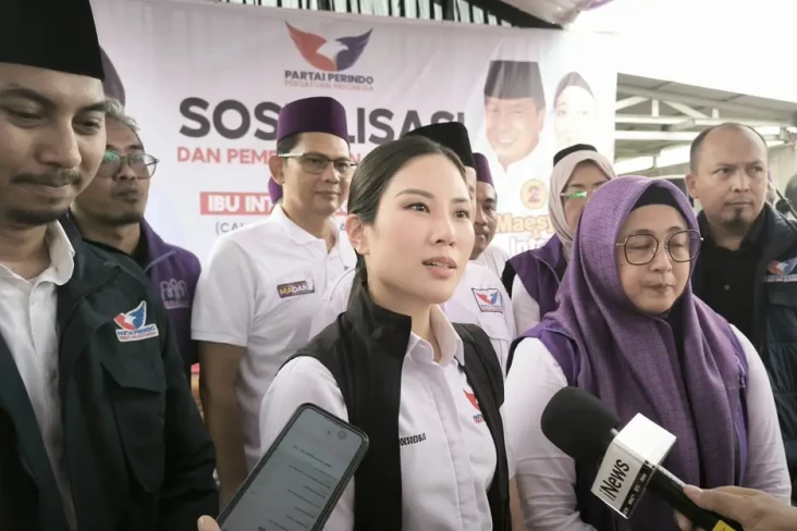 Ketum Perindo Angela...