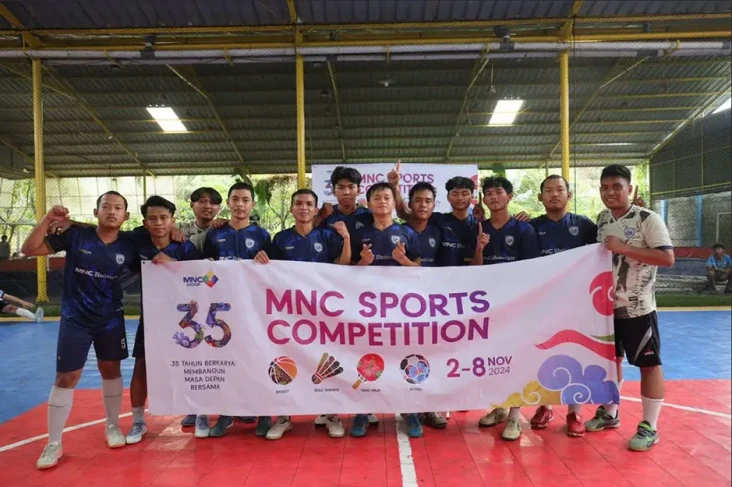 MNC University Juara...