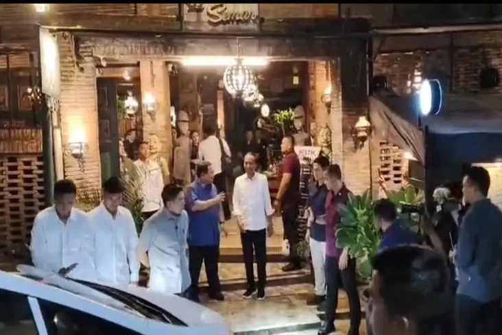 Prabowo Temui Jokowi...