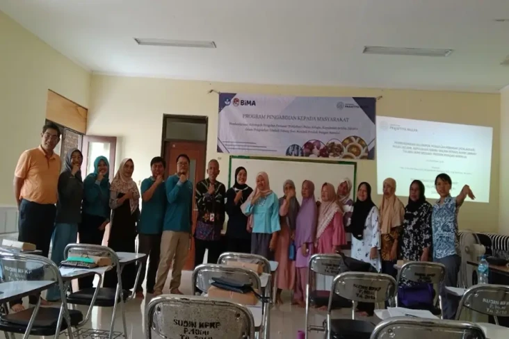 Universitas Prasetiya...