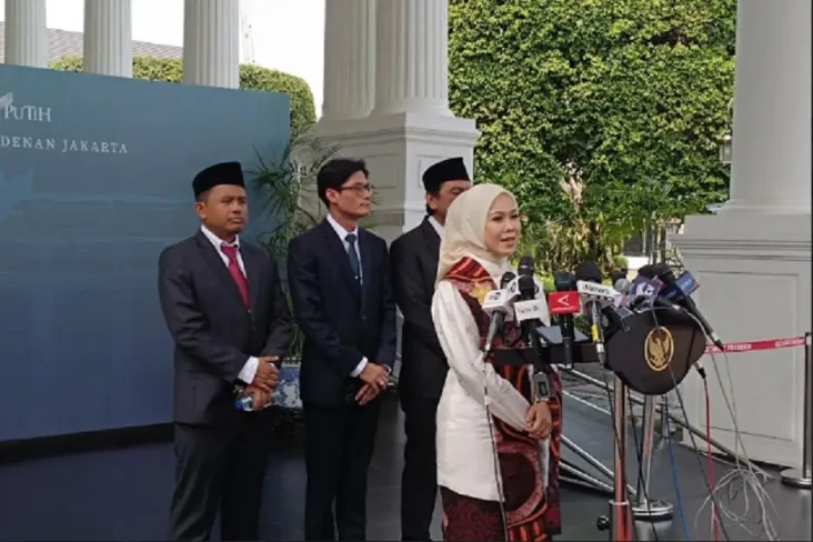 Dilantik Jadi Anggota...
